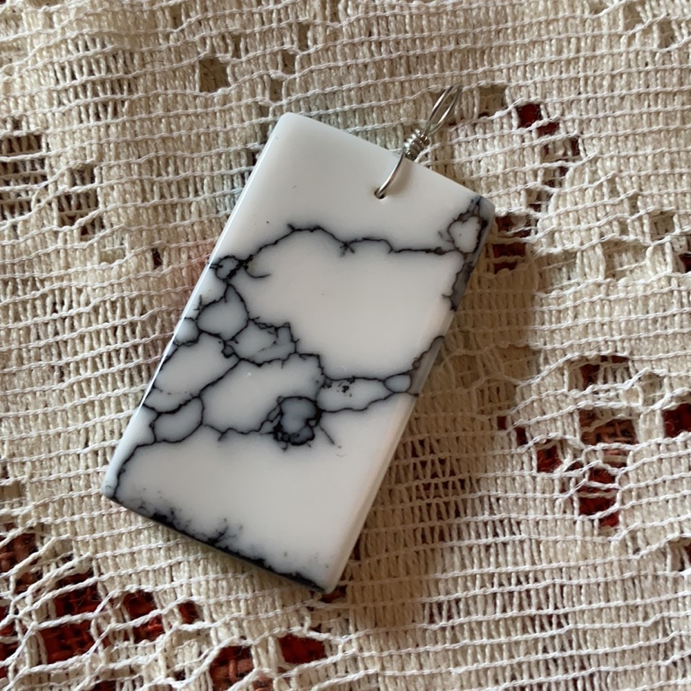 Reversible Geometric Inlay Pendant - Picture 3 of 4